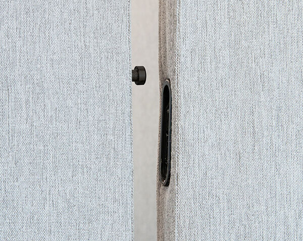 close up view of the notch that clips the quickflex cubes together